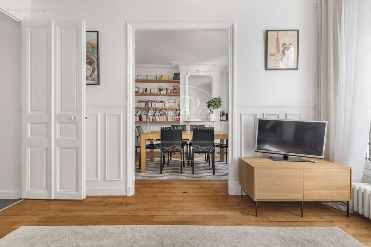 Appartement à PARIS-9E