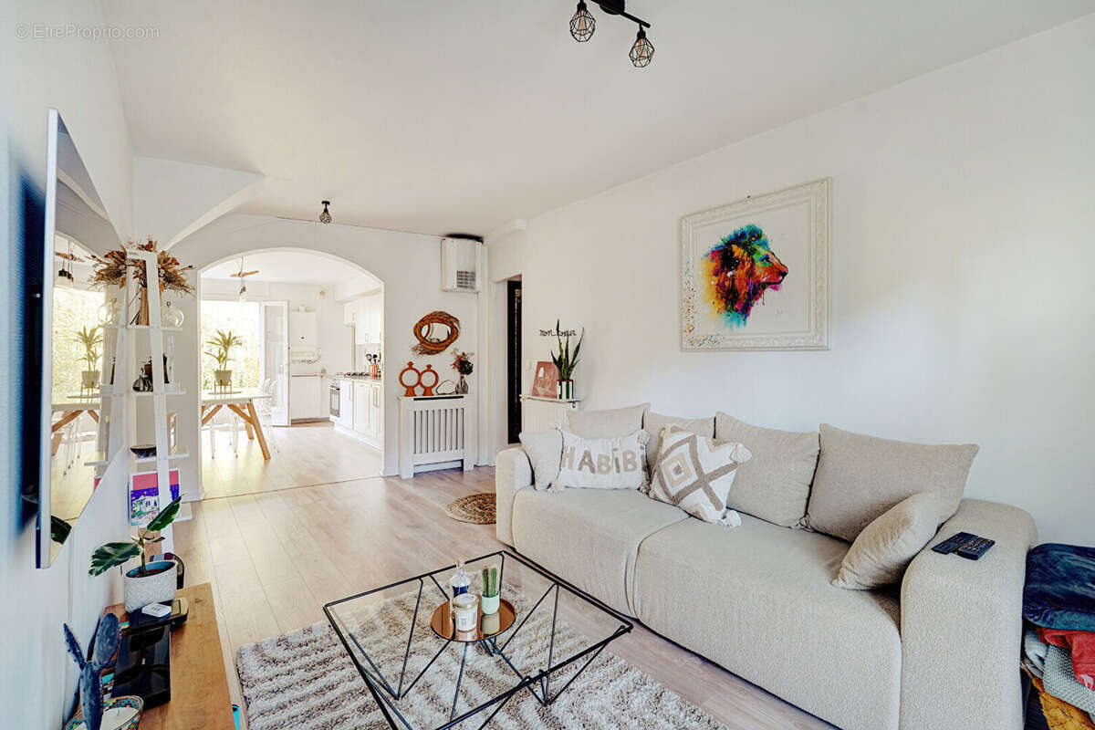 Appartement à LE PERREUX-SUR-MARNE