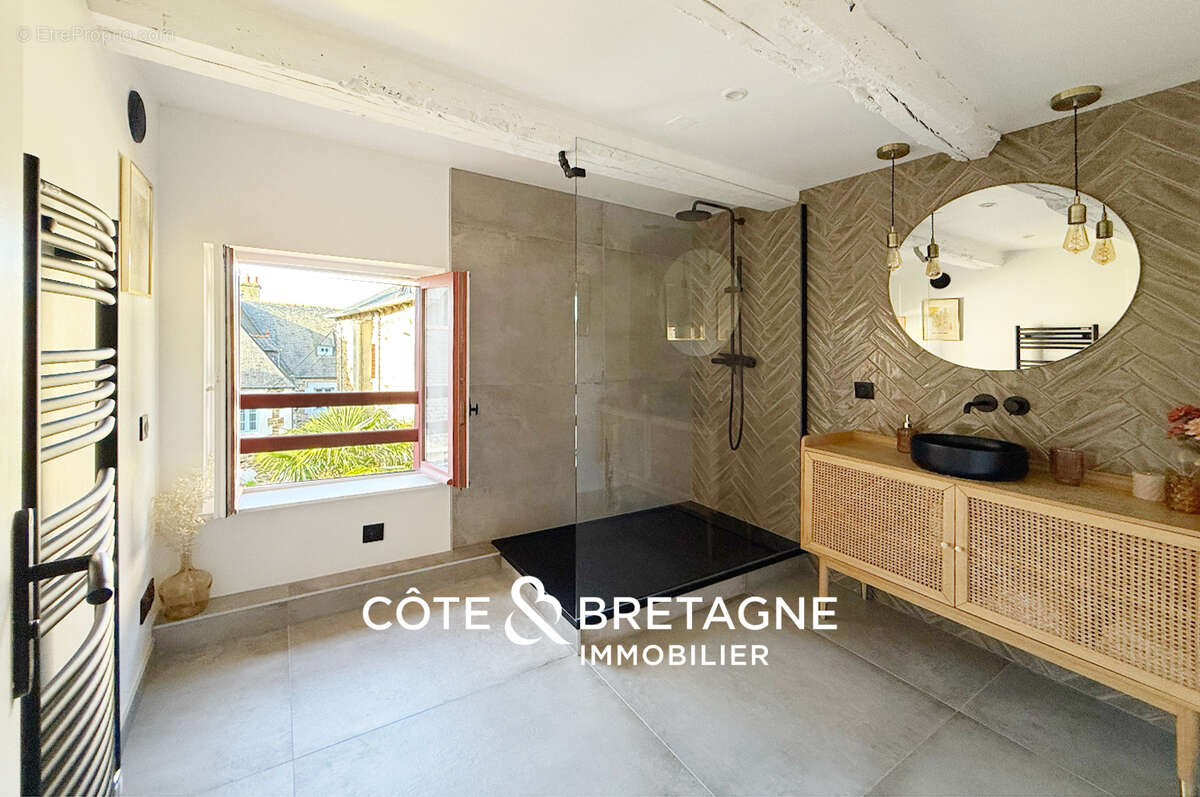 Appartement à LAMBALLE