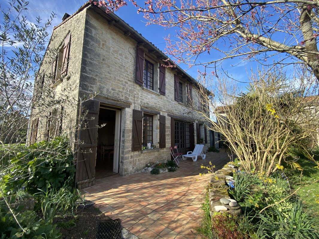 Maison à NANCLARS