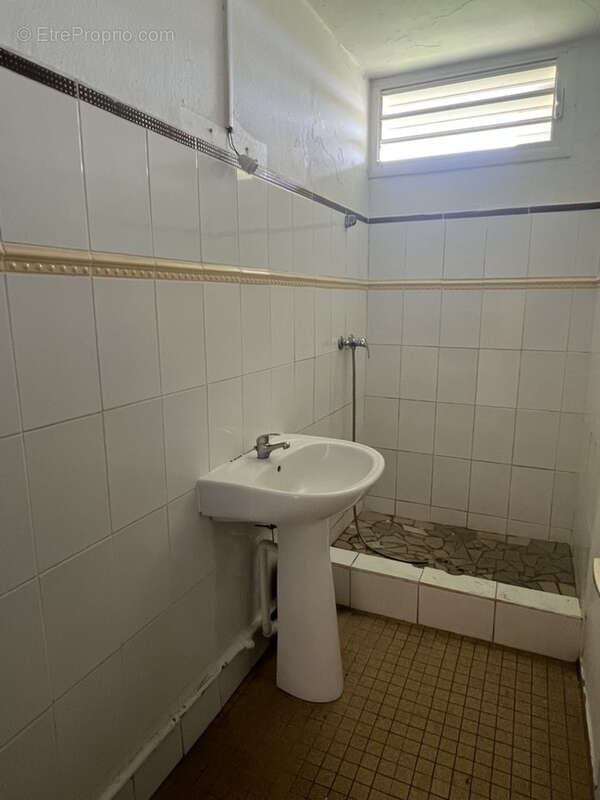 Appartement à LES ABYMES