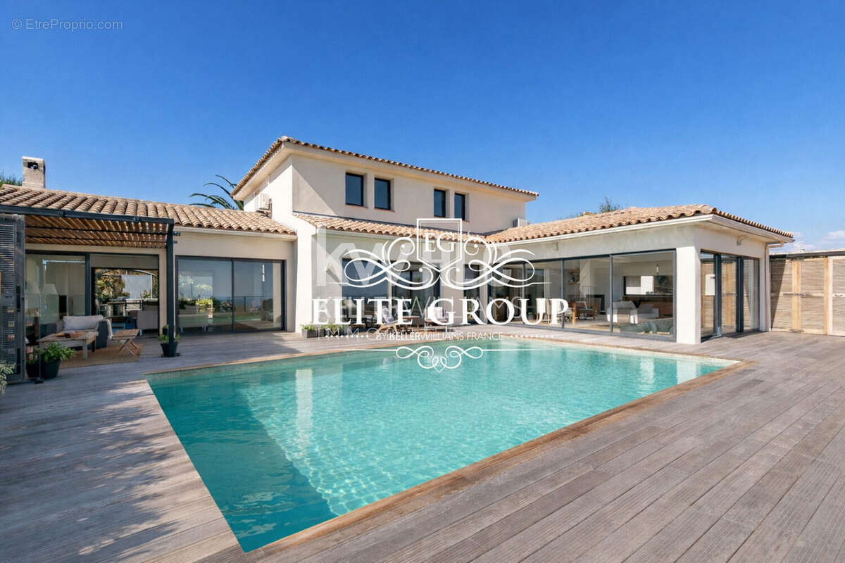 Maison 383 m² à Les Adrets-De-L'esterel  - photo 5