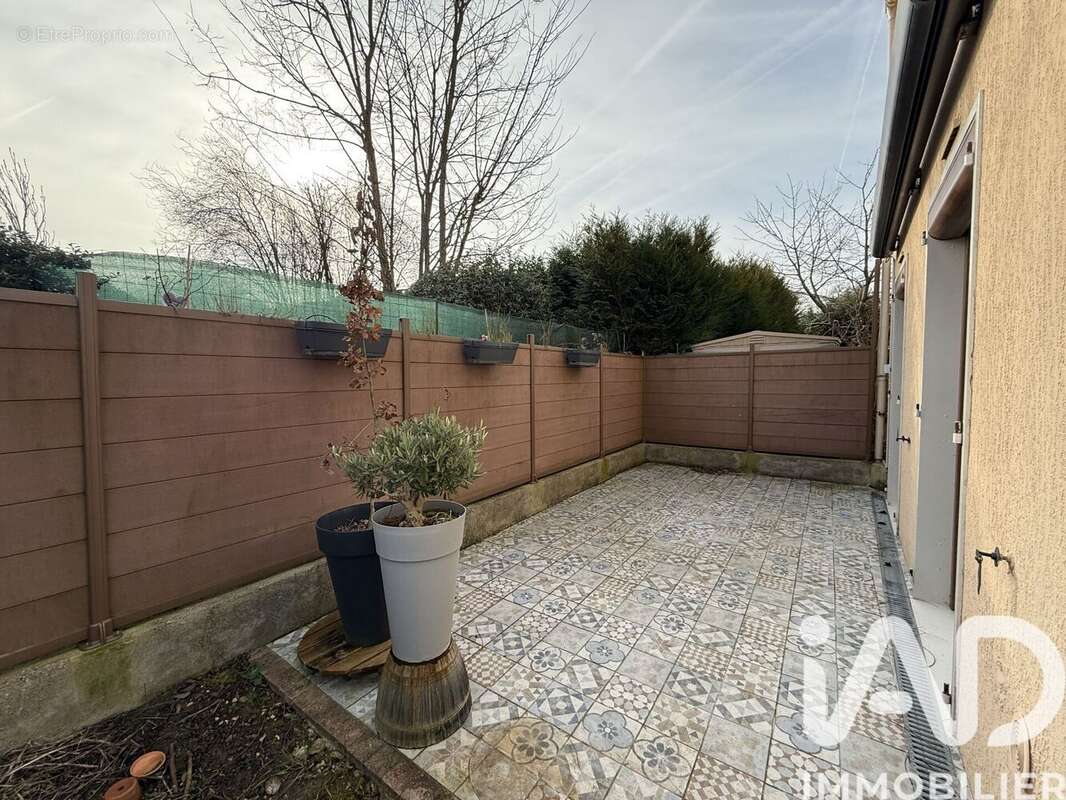 Photo 3 - Maison à VERT-SAINT-DENIS