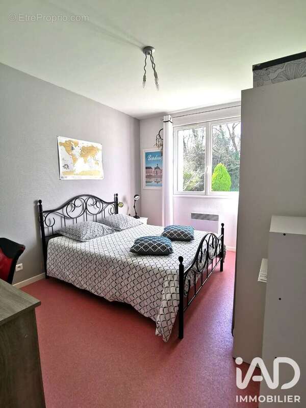 Maison 209 m² à Ledeuix  - photo 5