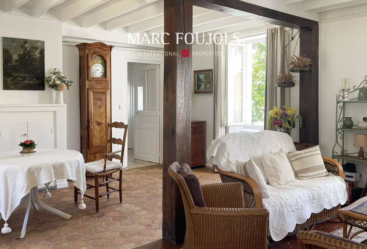 Maison à FONTAINEBLEAU