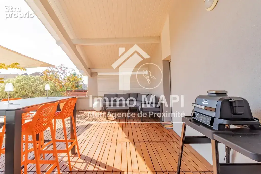 Unique appartement toit terrasse à la vente T4 de 98m2 avec 161m2 de terrasse et 2 garages - photo 3
