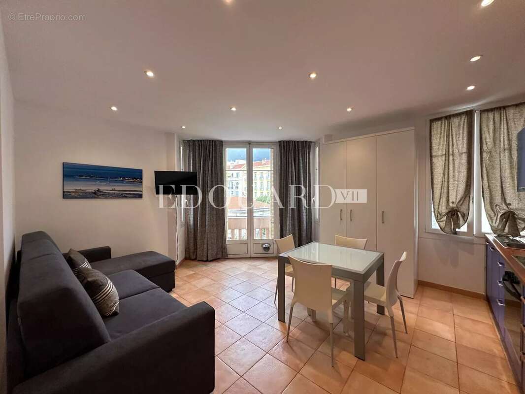 Appartement à MENTON