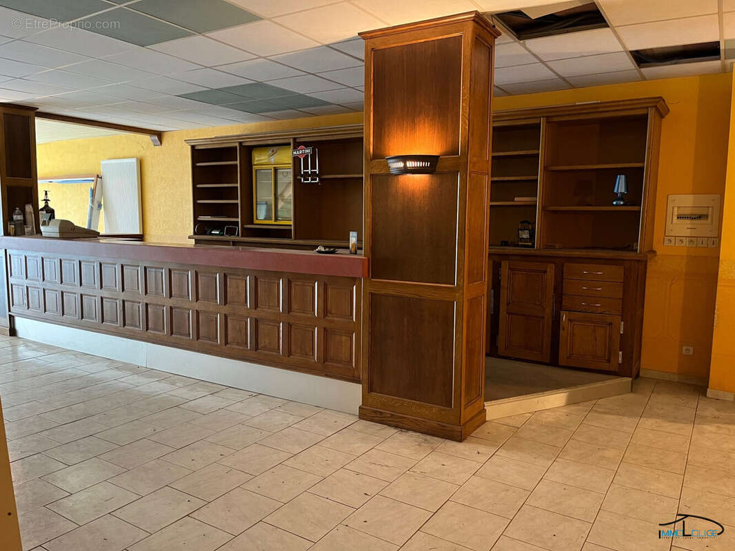 Maison à DECAZEVILLE