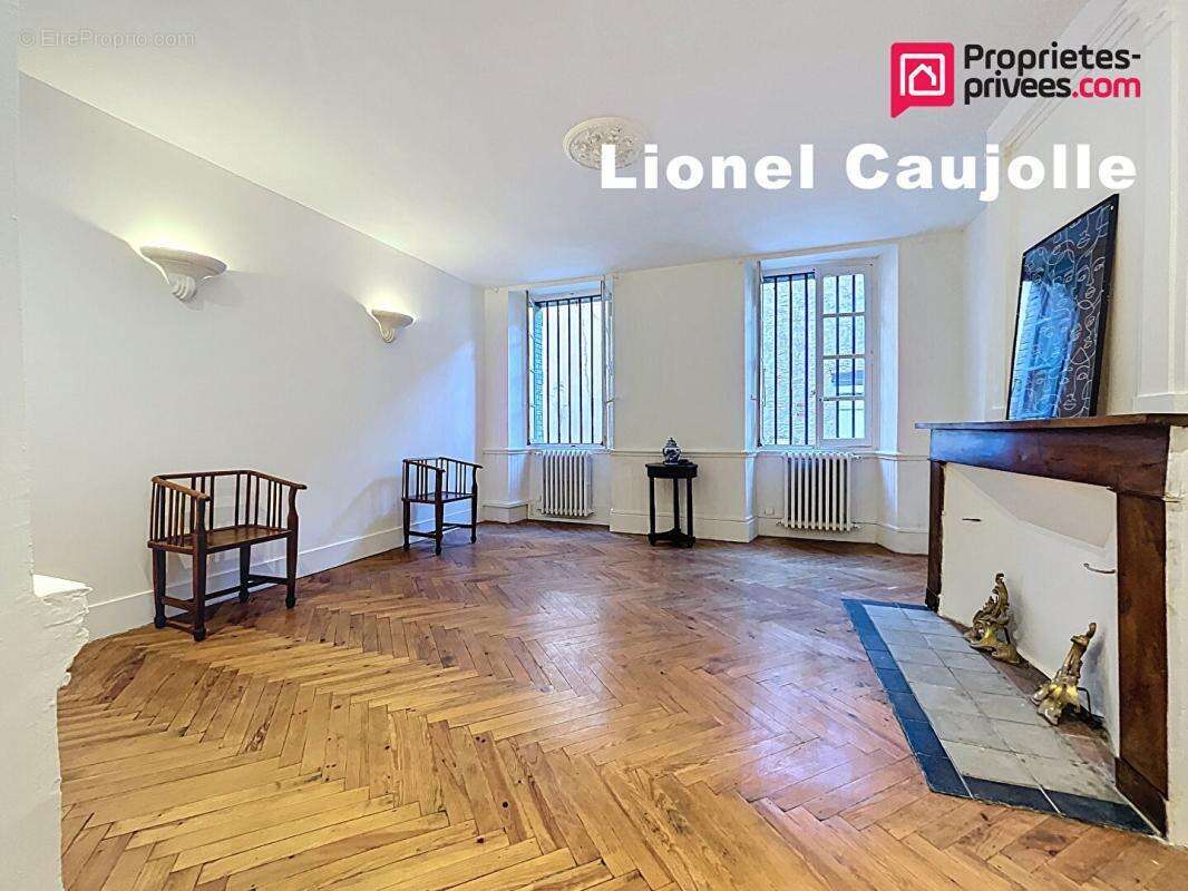 Maison à LISLE-SUR-TARN