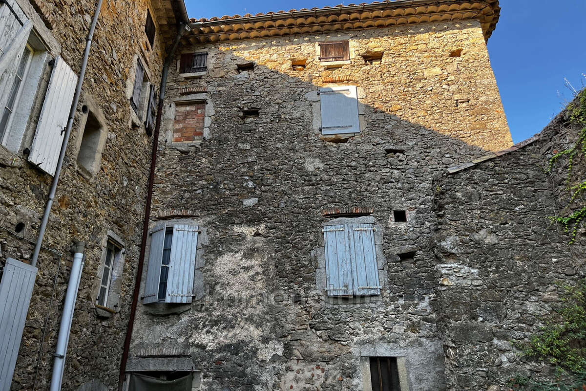Maison à MONOBLET