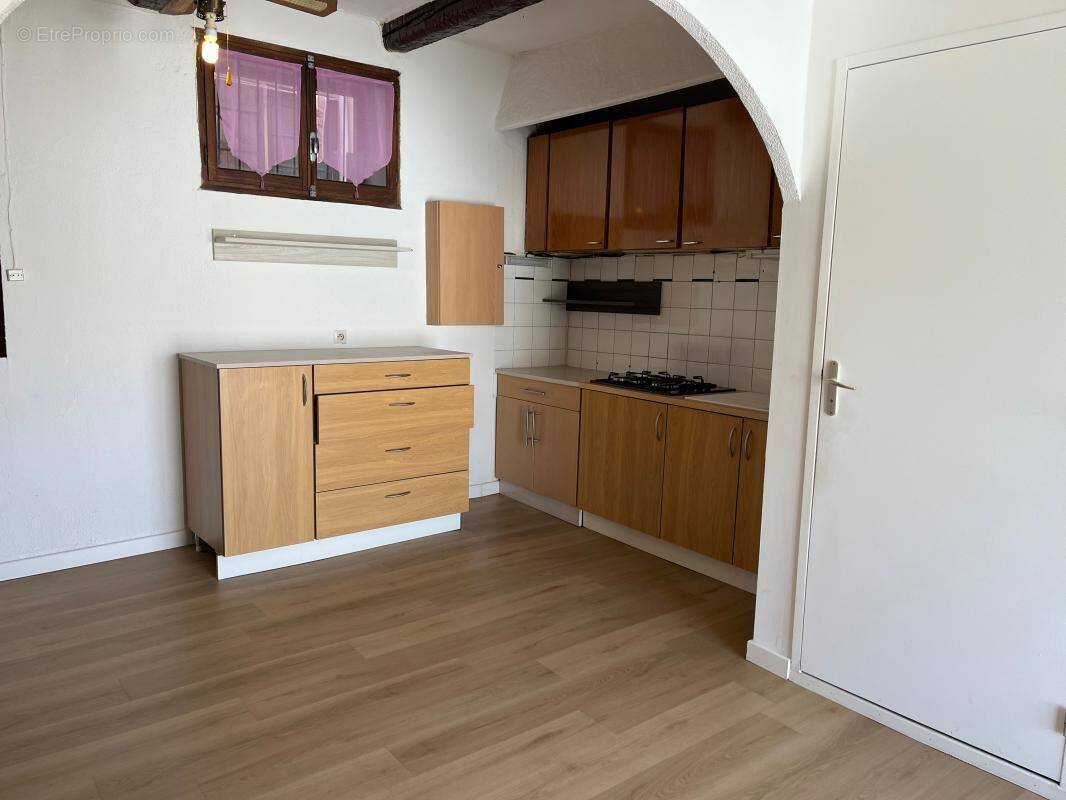Maison à VILLEVEYRAC