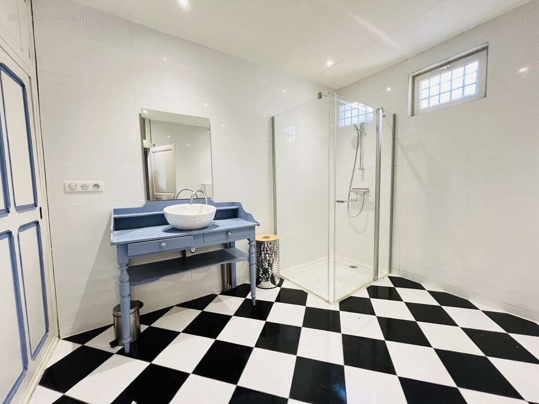 Appartement à MARCILLAT-EN-COMBRAILLE