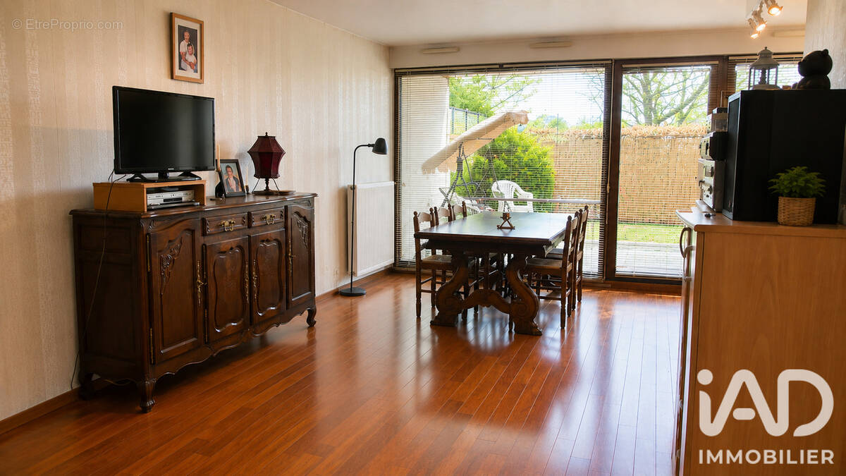Photo 1 - Appartement à SAINT-JACQUES-DE-LA-LANDE