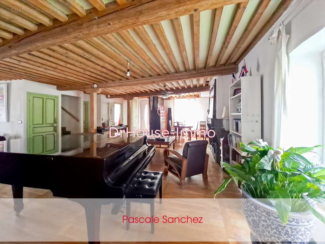 Maison à CLERMONT-FERRAND