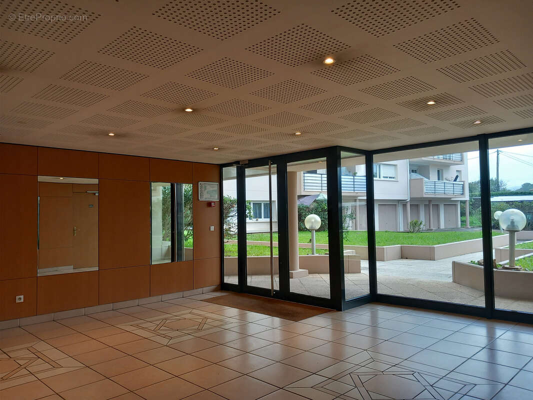 Appartement à MOUANS-SARTOUX