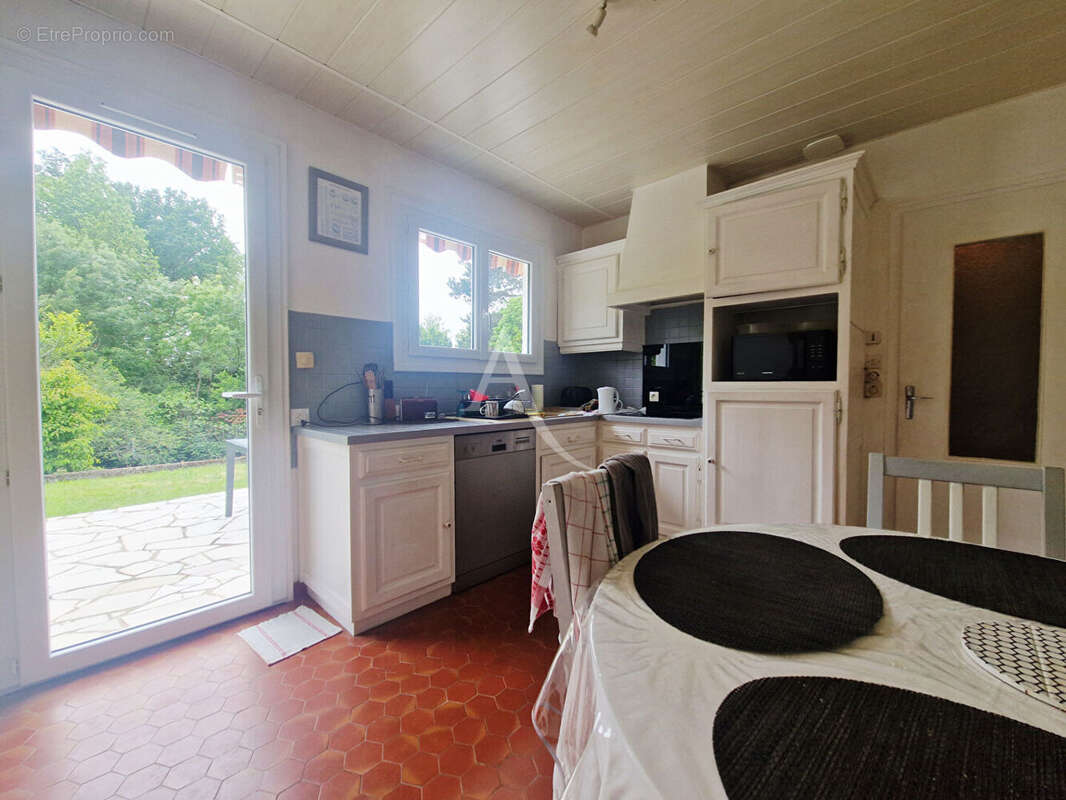 Maison à LANDEVIEILLE