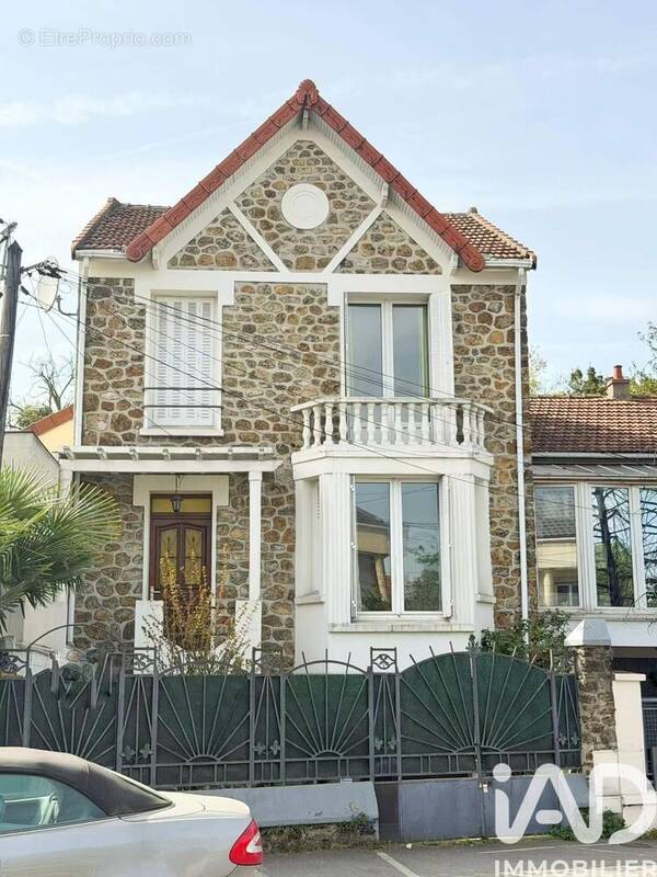 Photo 1 - Maison à BONDY