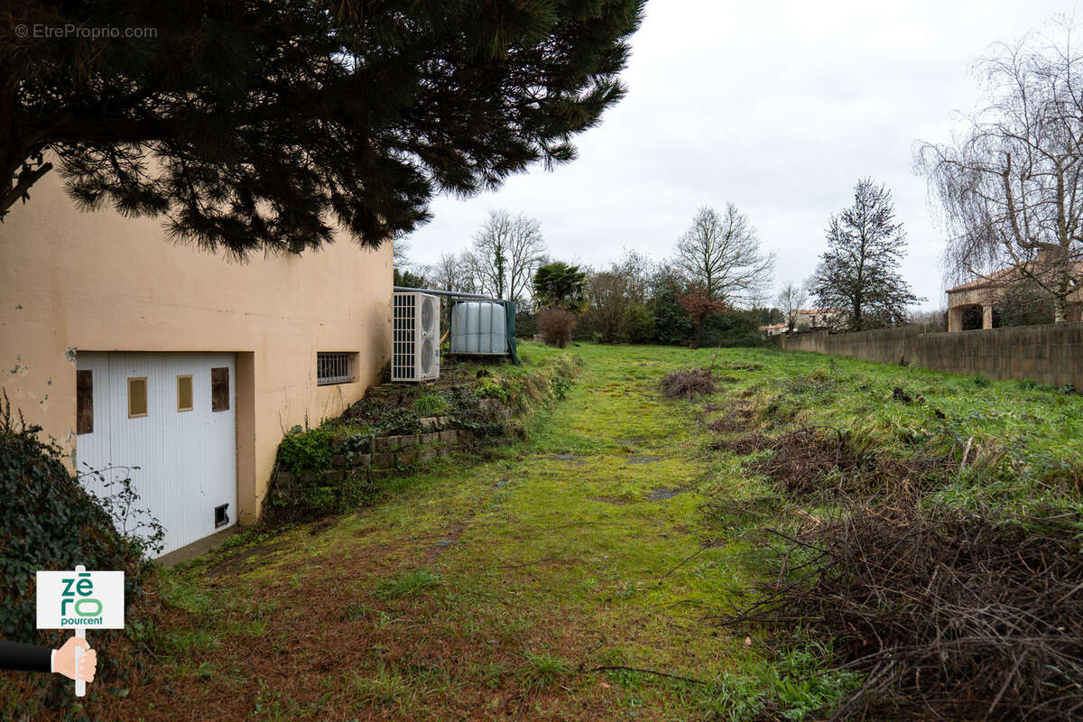 Maison avec piscine à vendre à Château-Guibert (Vendée)   Calme absolu, 4 chambres, sous-sol complet, terrain - photo 21