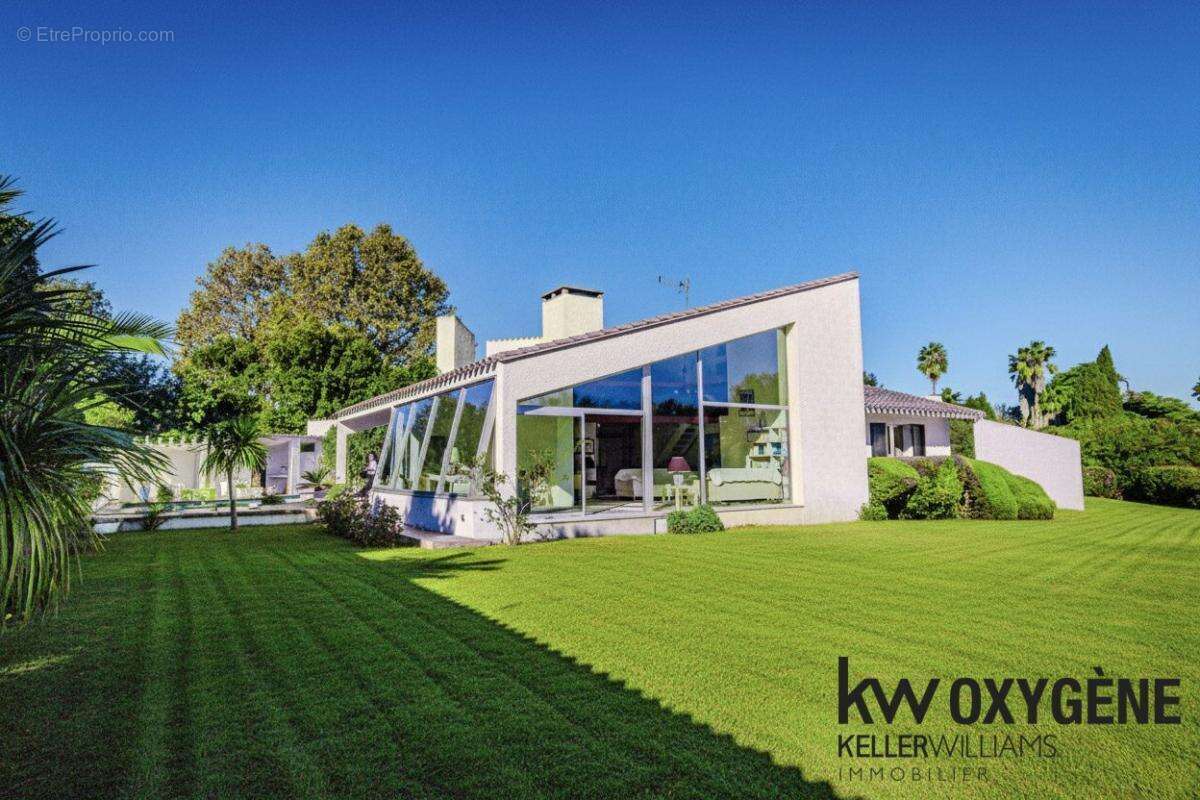 Maison à SAINT-CYPRIEN