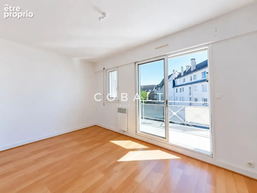 Appartement 68.32 m2 - 2 chambres - Garage + cave - La Baule centre - photo 8