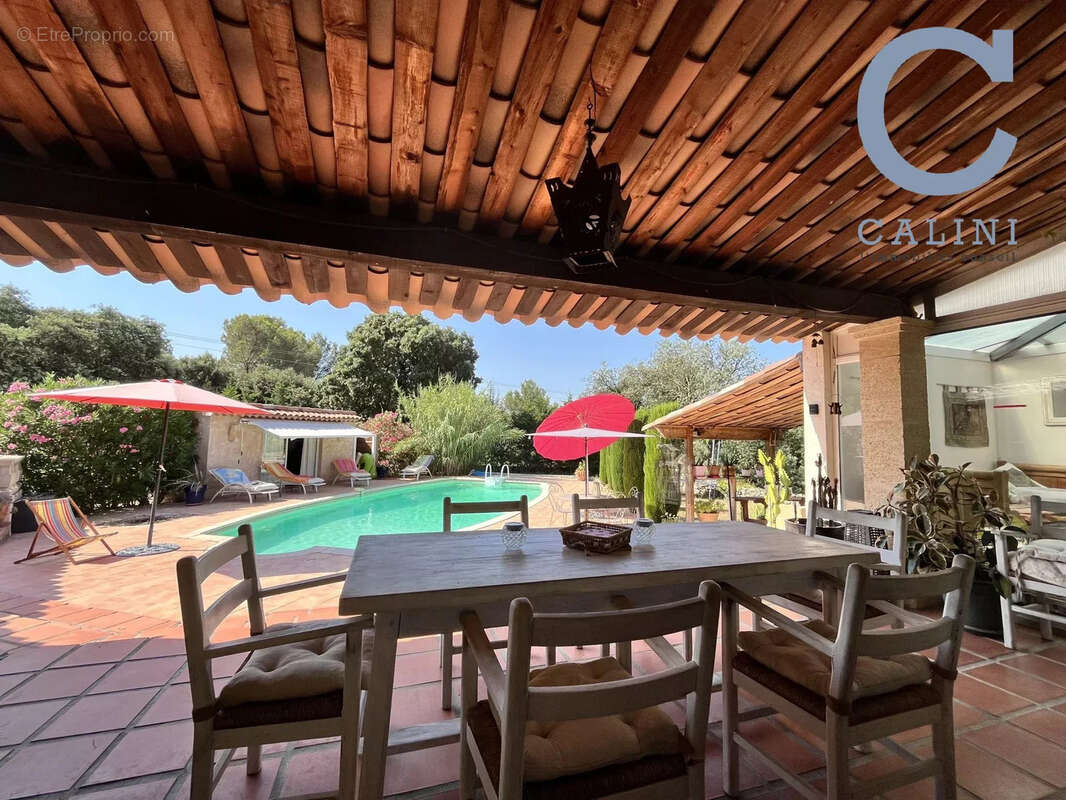 Maison à GARRIGUES-SAINTE-EULALIE