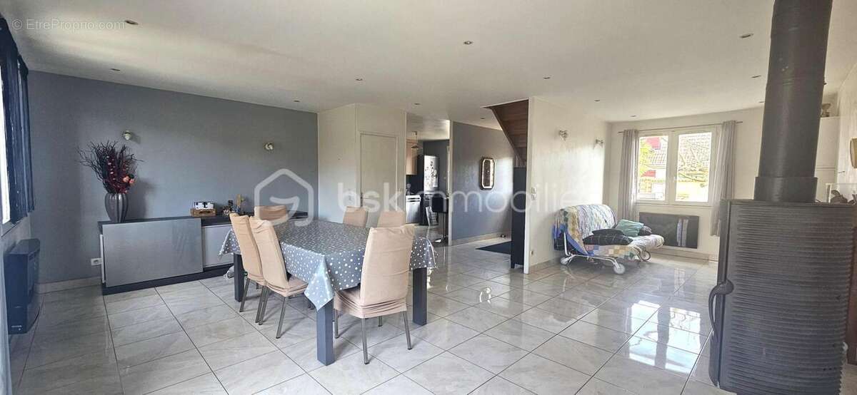 Maison à PONTAULT-COMBAULT