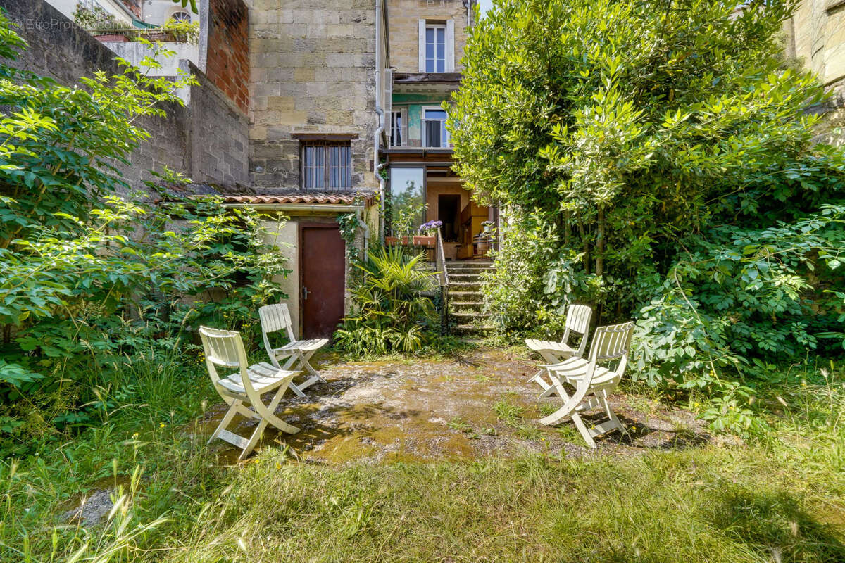 Appartement à BORDEAUX