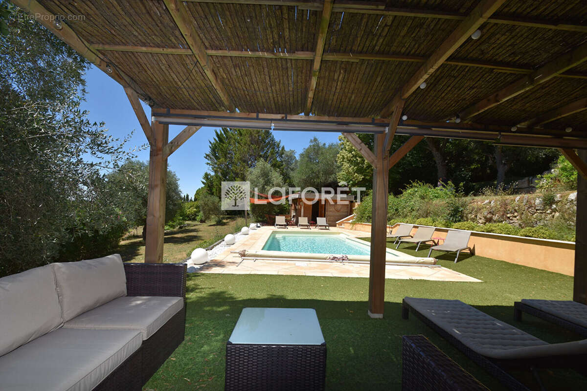 Maison à MONTAUROUX