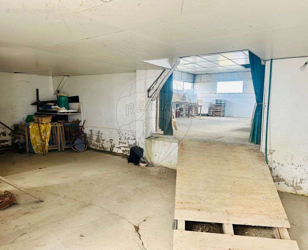 Parking à LA TREMBLADE