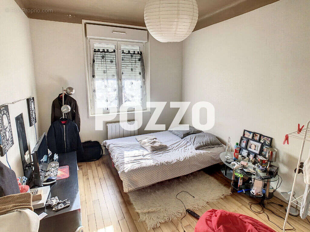 Appartement à SAINT-HILAIRE-DU-HARCOUET