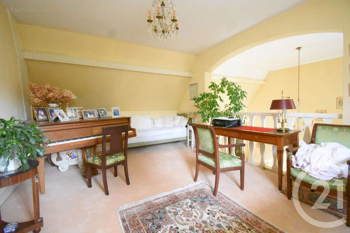 Maison à BELLERIVE-SUR-ALLIER