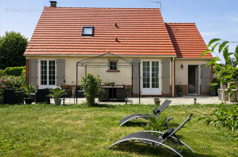 Maison à HENONVILLE
