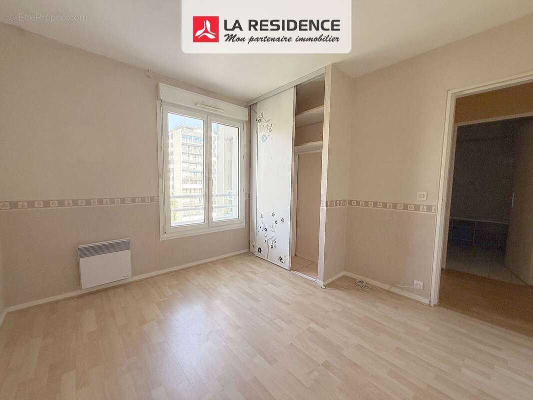 Appartement à VELIZY-VILLACOUBLAY