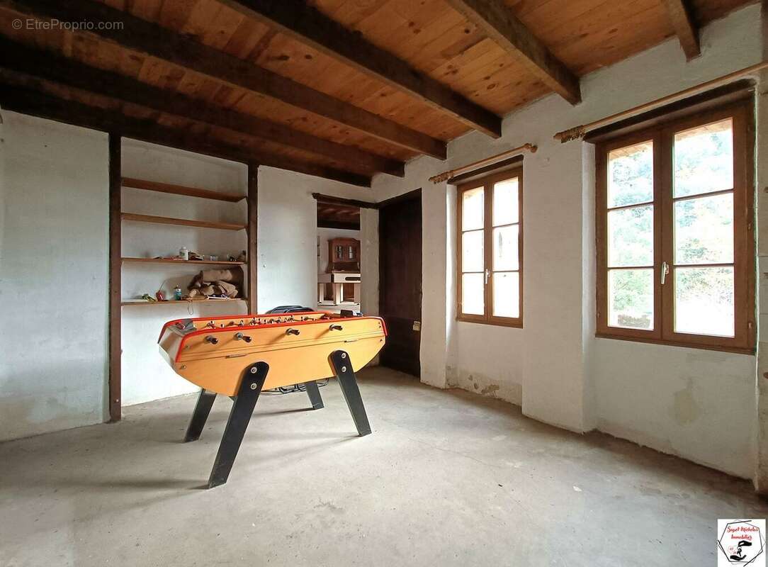 Maison à BEAUCHASTEL