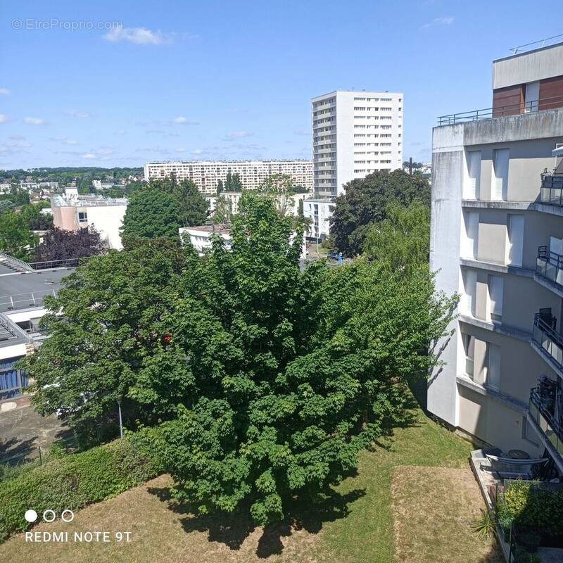 Appartement à L&#039;HAY-LES-ROSES