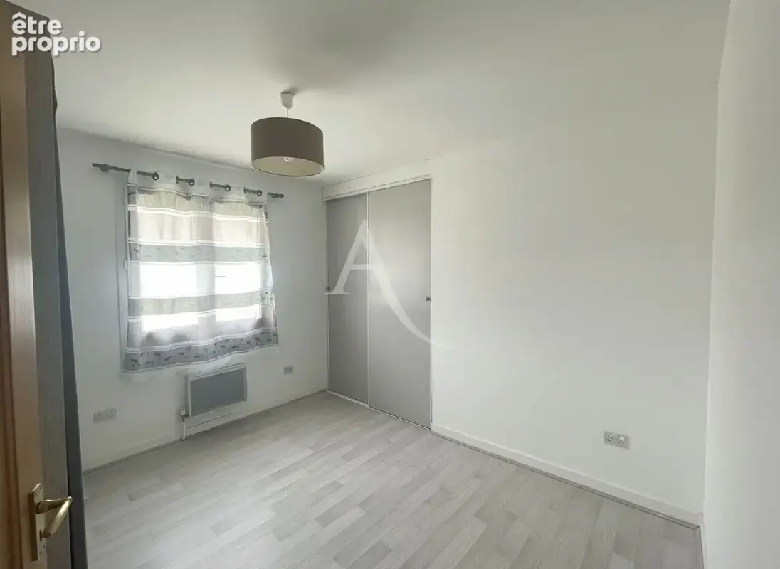 Maison de plain-pied 4 chambres avec jardin, garage et carports ? Bignoux - photo 8