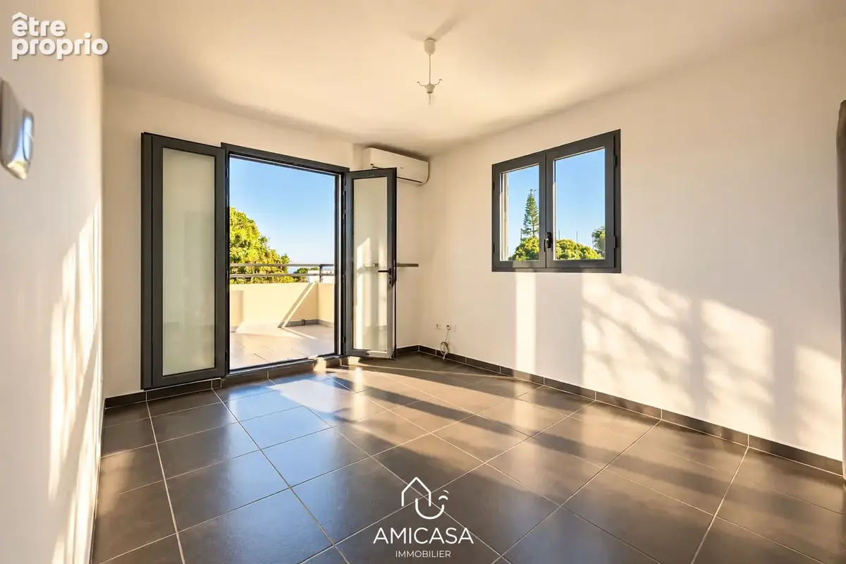 La possession (la reunion) - villa t4 avec piscine - photo 6