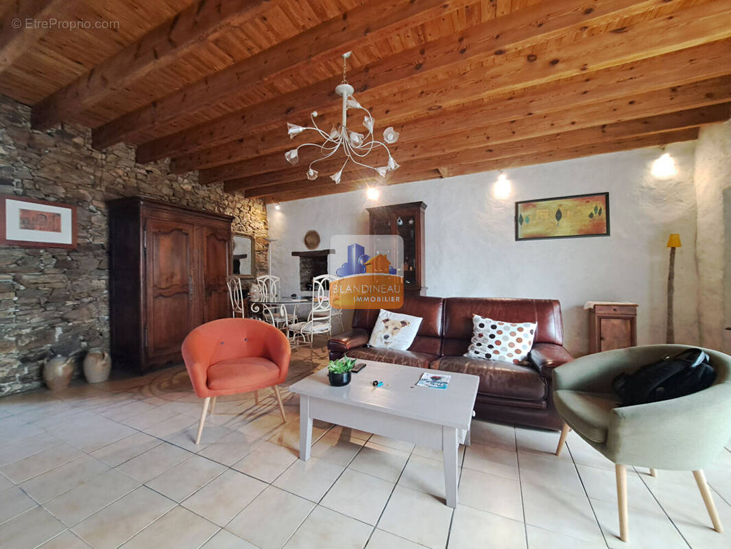 Maison à LA MONTAGNE