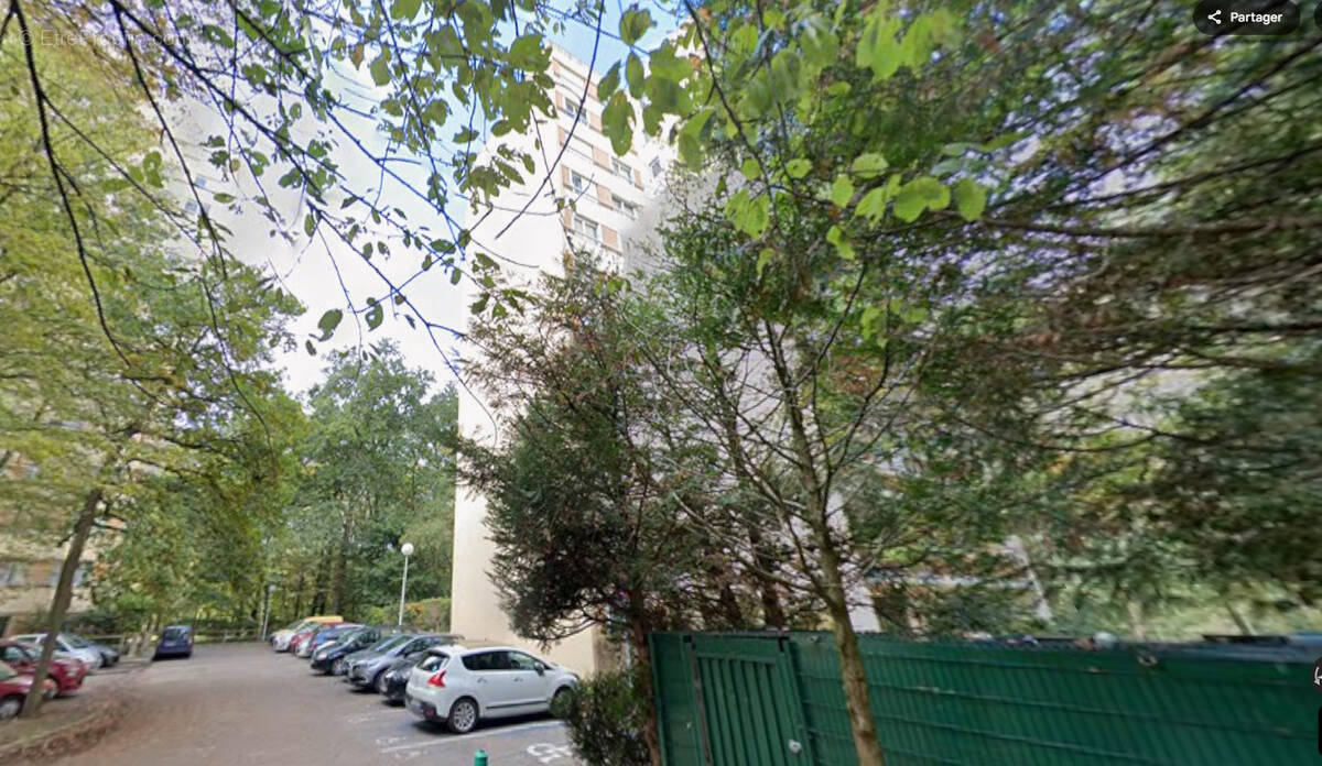 Appartement à TREMBLAY-EN-FRANCE