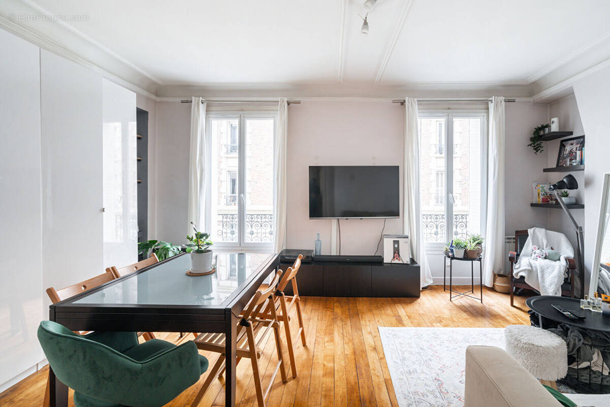 Appartement à MONTROUGE