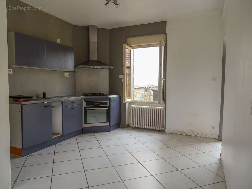 Maison en centre bourg - photo 7