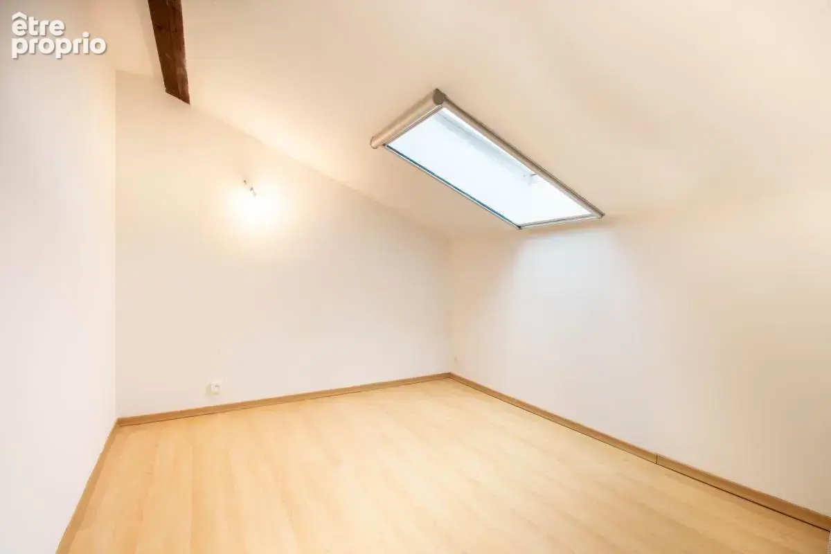 Appartement T4 – 3 chambres – Hyper-centre de Nancy avec ascenseur - photo 8