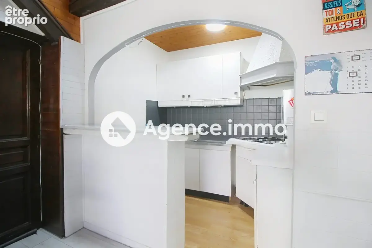 Appartement 36 m² à Thones  - photo 2