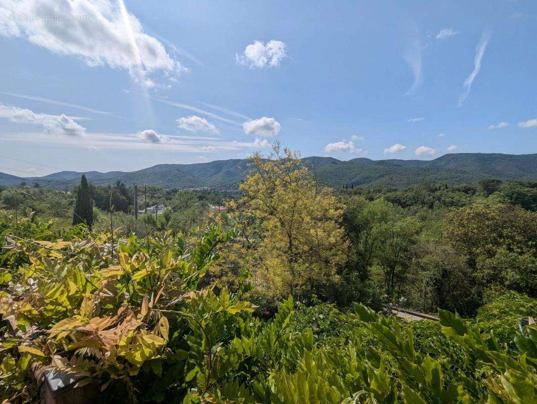 Maison à LAMALOU-LES-BAINS