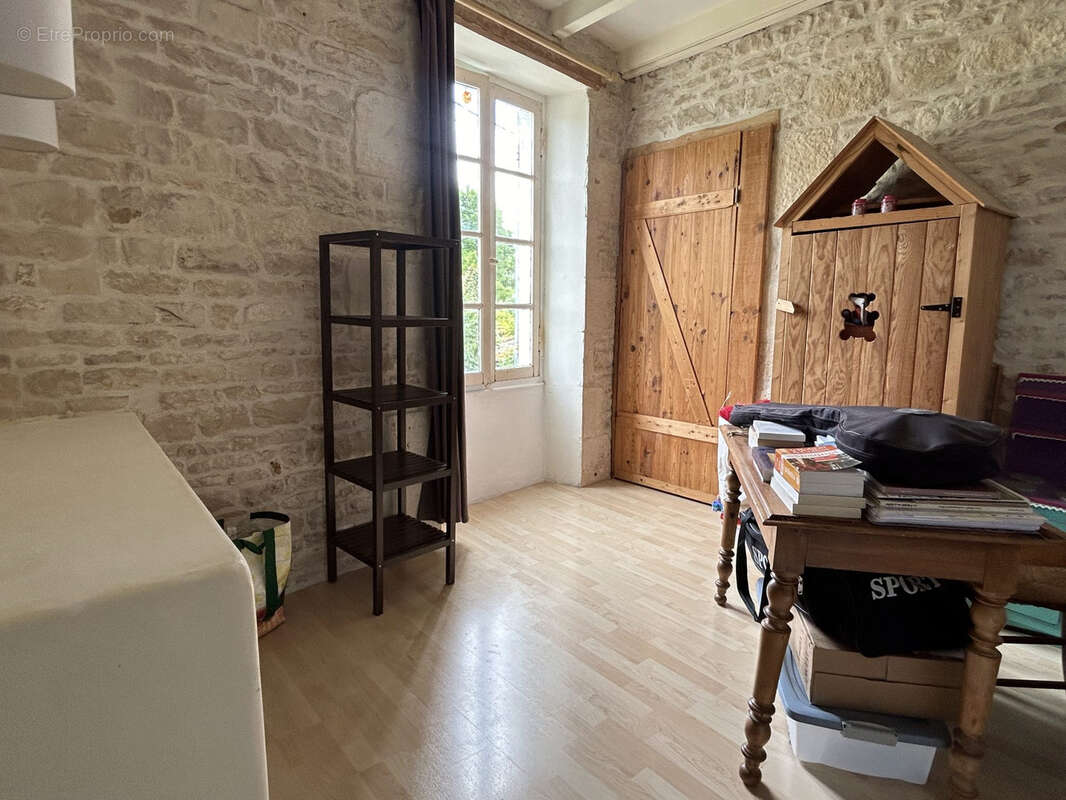 Maison à CRAMCHABAN