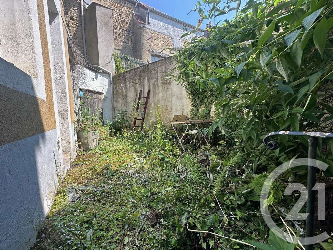 Maison 95 m² à Corvol-L'orgueilleux  - photo 8