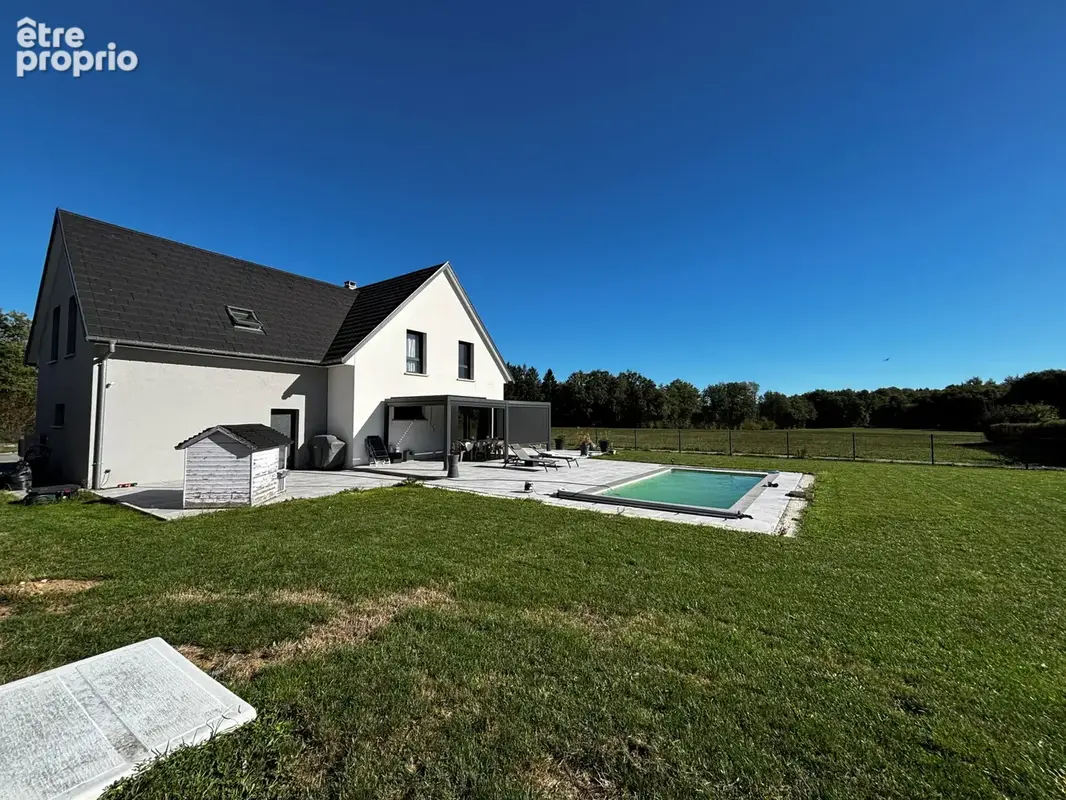 LACOLLONGE   Maison contemporaine 150 m2 avec piscine chauffée et prestations haut de gamme (VB3797) - photo 9