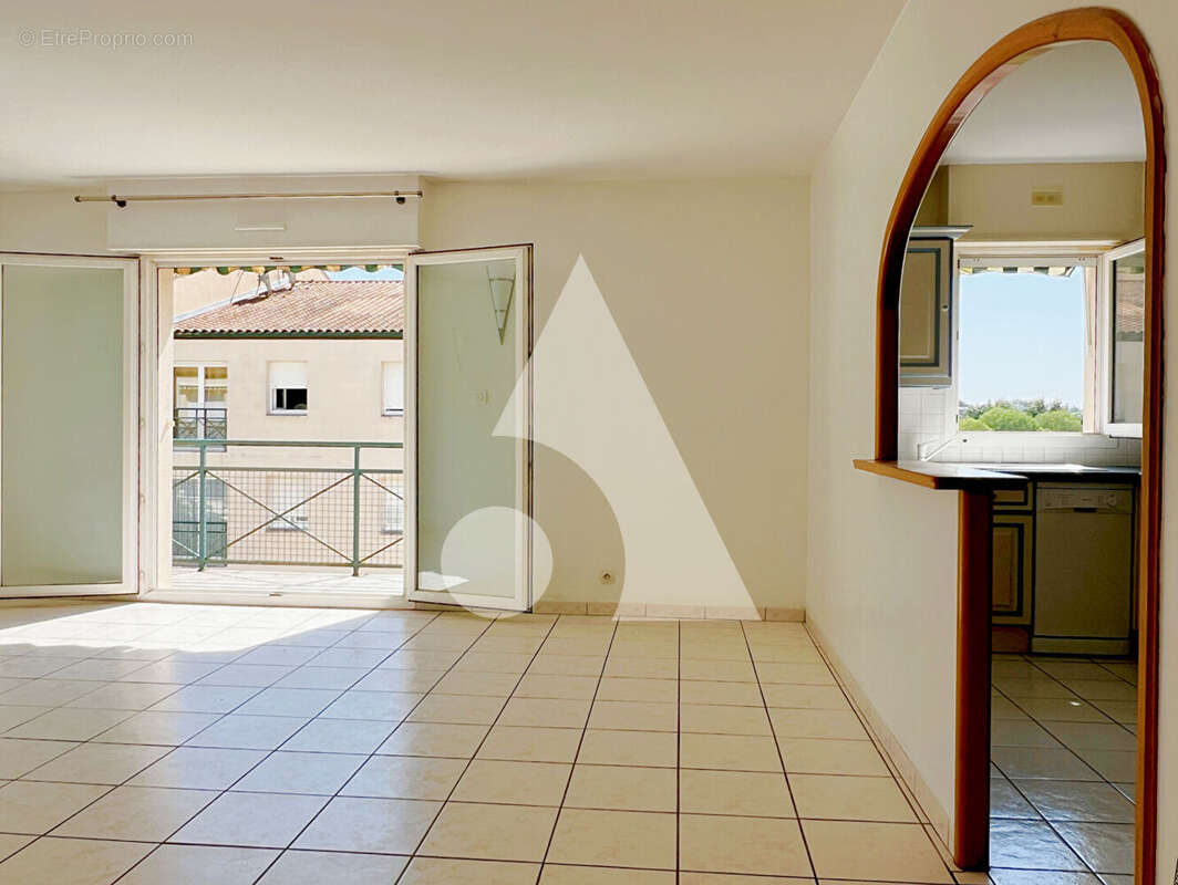 Appartement à SAINTES