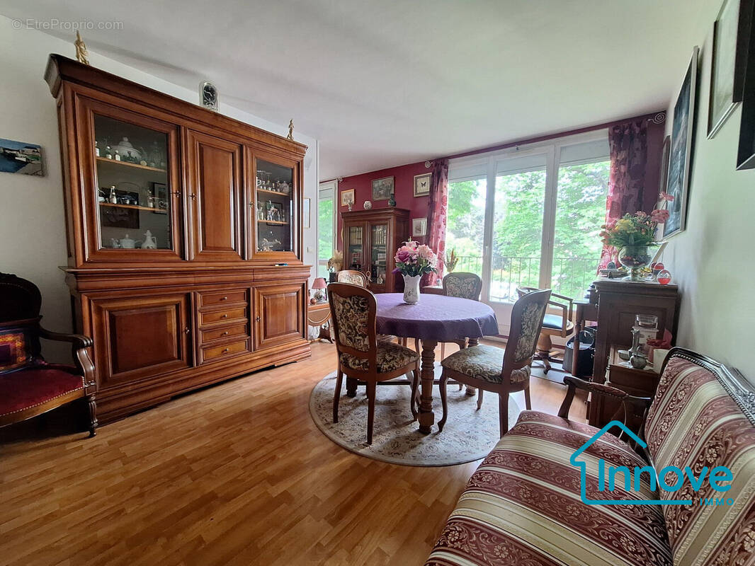 Appartement à BOUGIVAL