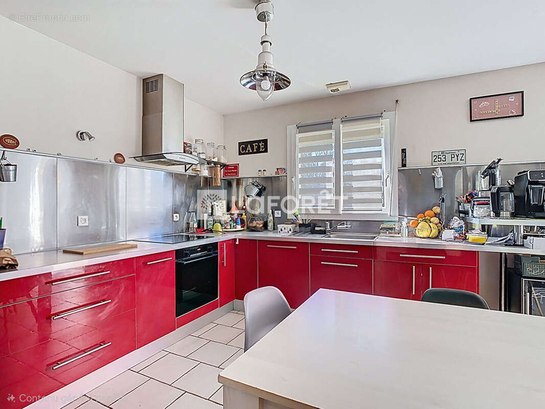 Maison à SAINT-PRIEST-TAURION